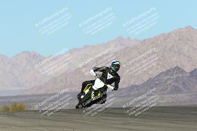 media/Feb-12-2022-SoCal Trackdays (Sat) [[3b21b94a56]]/Turn 9 Set 1 (1130am)/